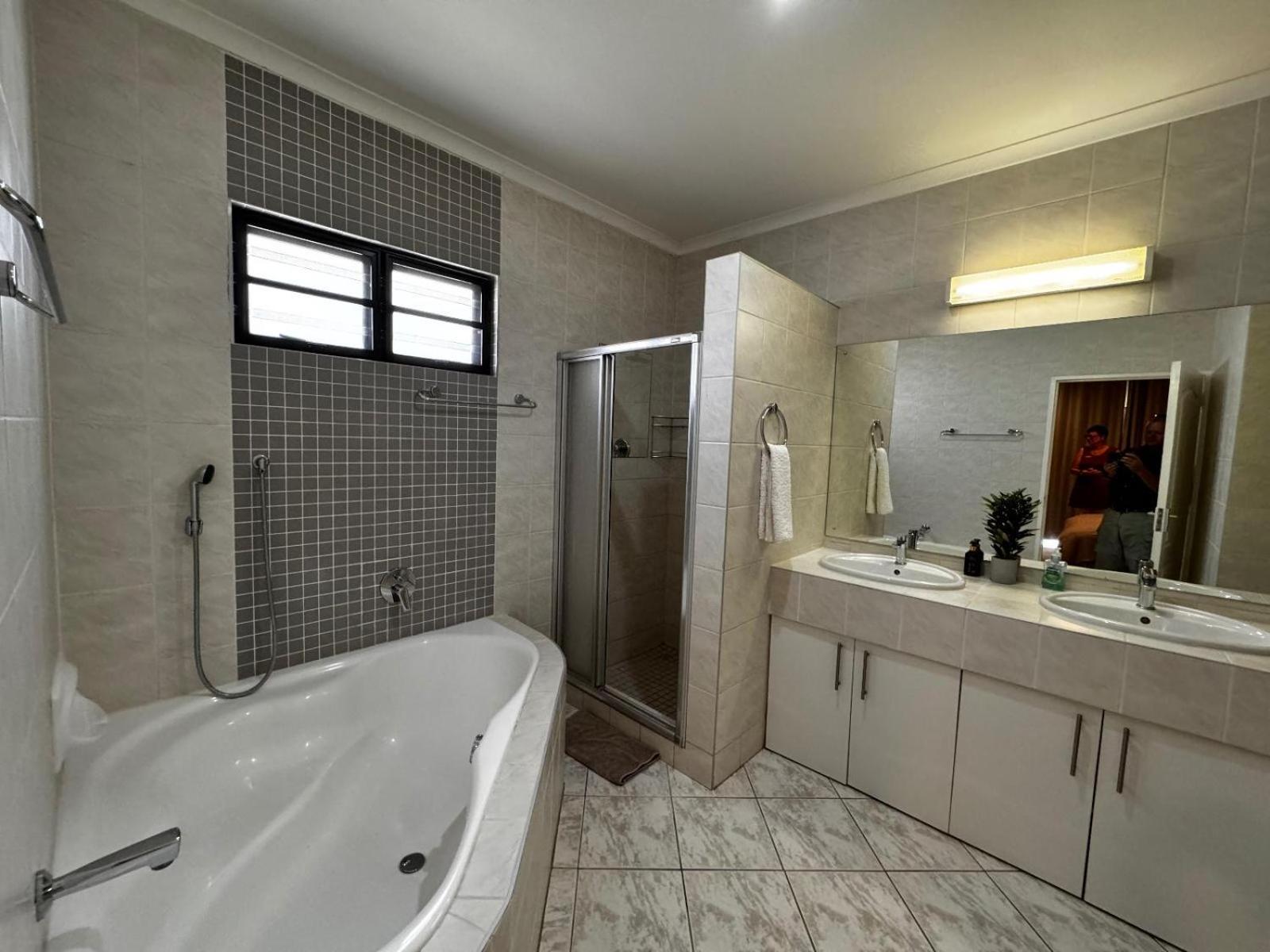Flying Ostrich Guesthouse & Self-Catering Accommodation Mariental Δωμάτιο φωτογραφία