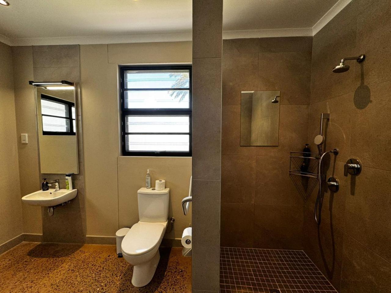 Flying Ostrich Guesthouse & Self-Catering Accommodation Mariental Εξωτερικό φωτογραφία